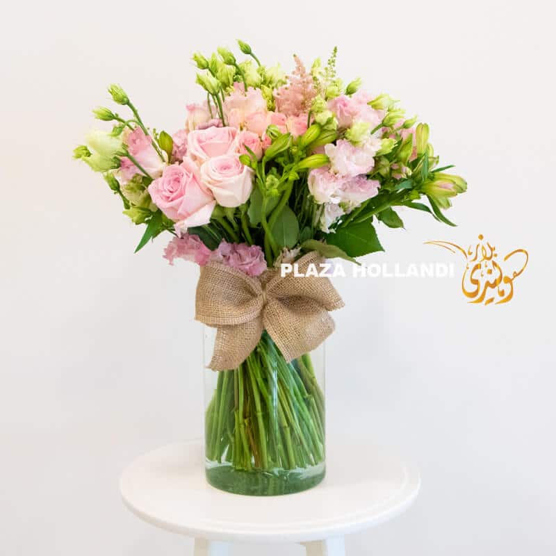 AAA Pink flower bouquet in a glass vase