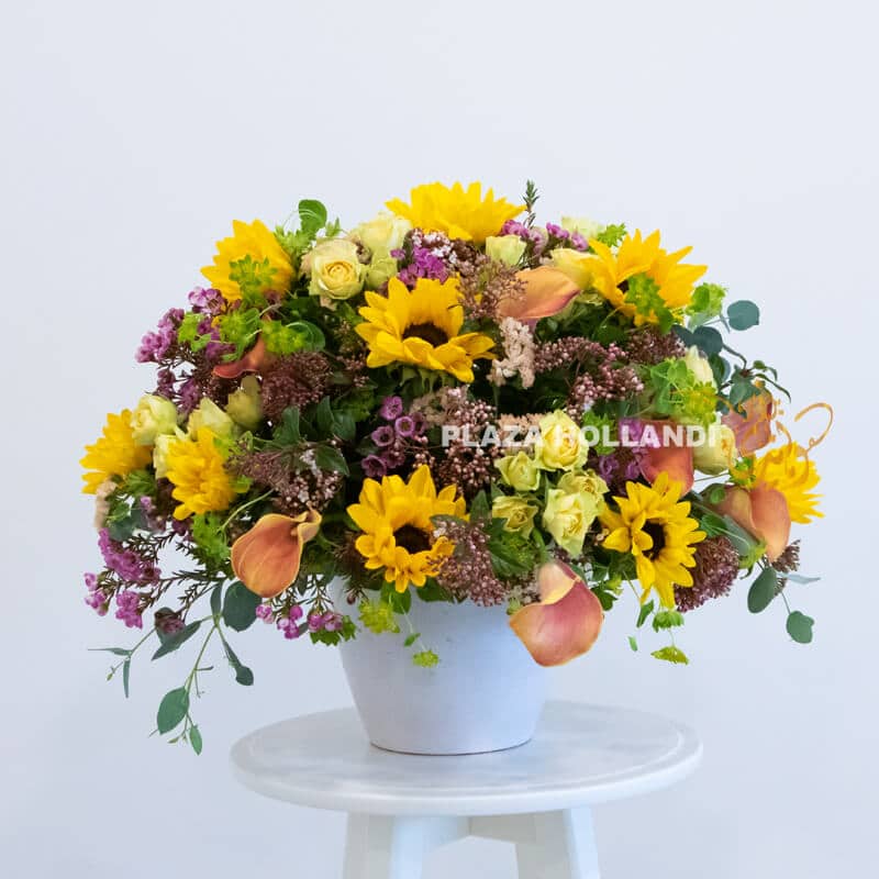 VS 01 Sunflower and calla lily flower arrangement