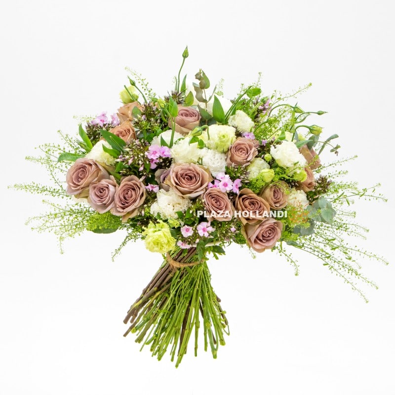 2.1 L Grey, white and green flower bouquet