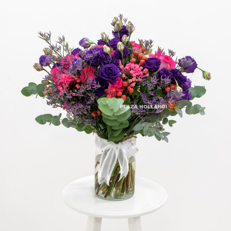 1.3 Purple flower bouquet in a vase