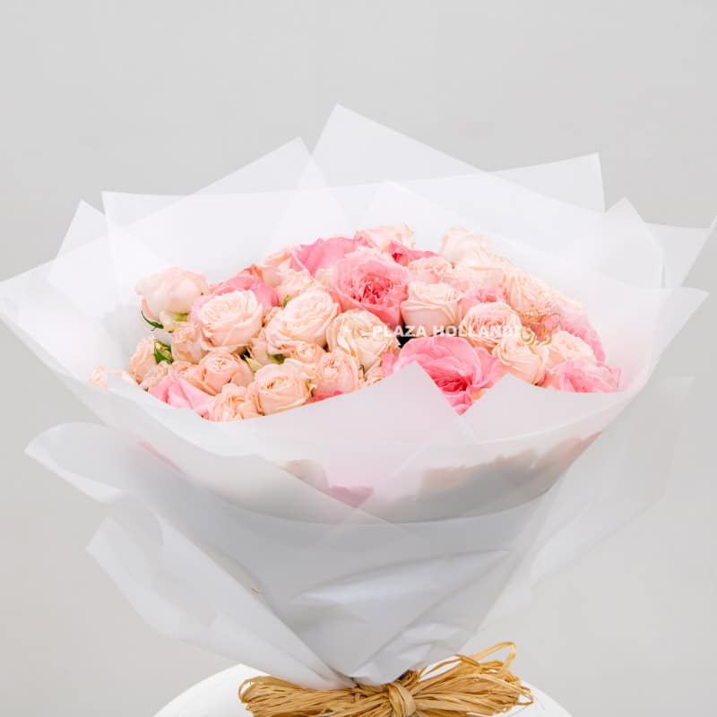 4.3 Pink mixed flower bouquet with paper