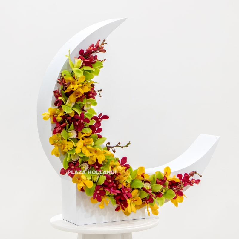 1.3 whit crescent moon with orchids