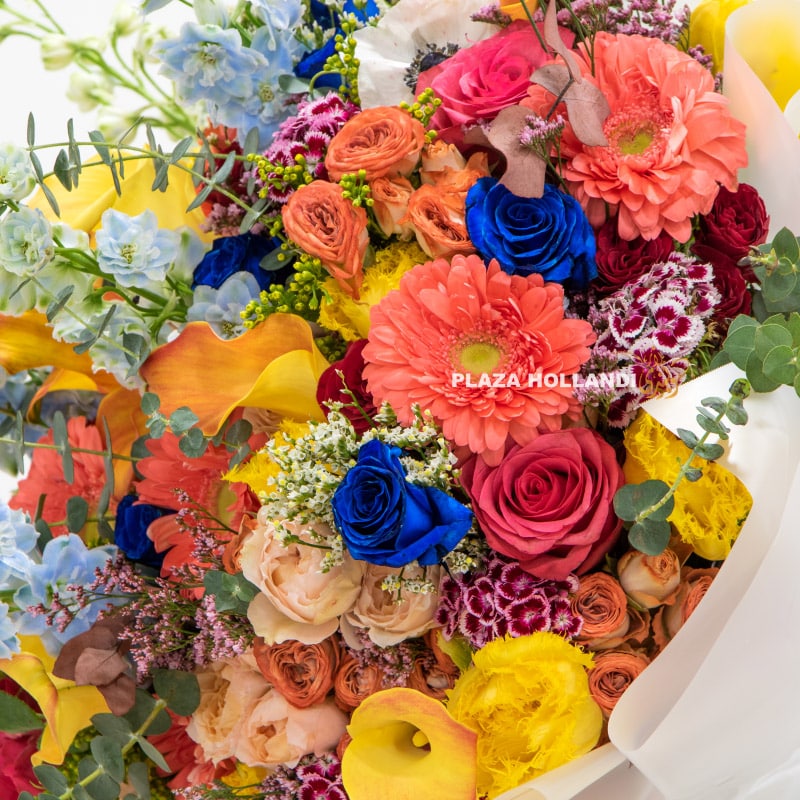 1.3 Big bright flower bouquet