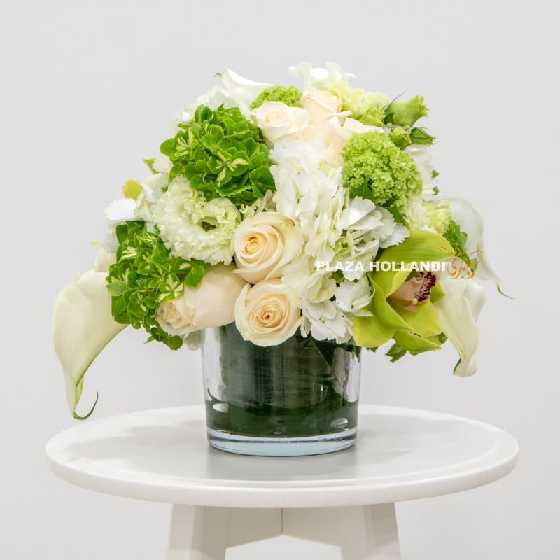2.2 White and green flower arrangement
