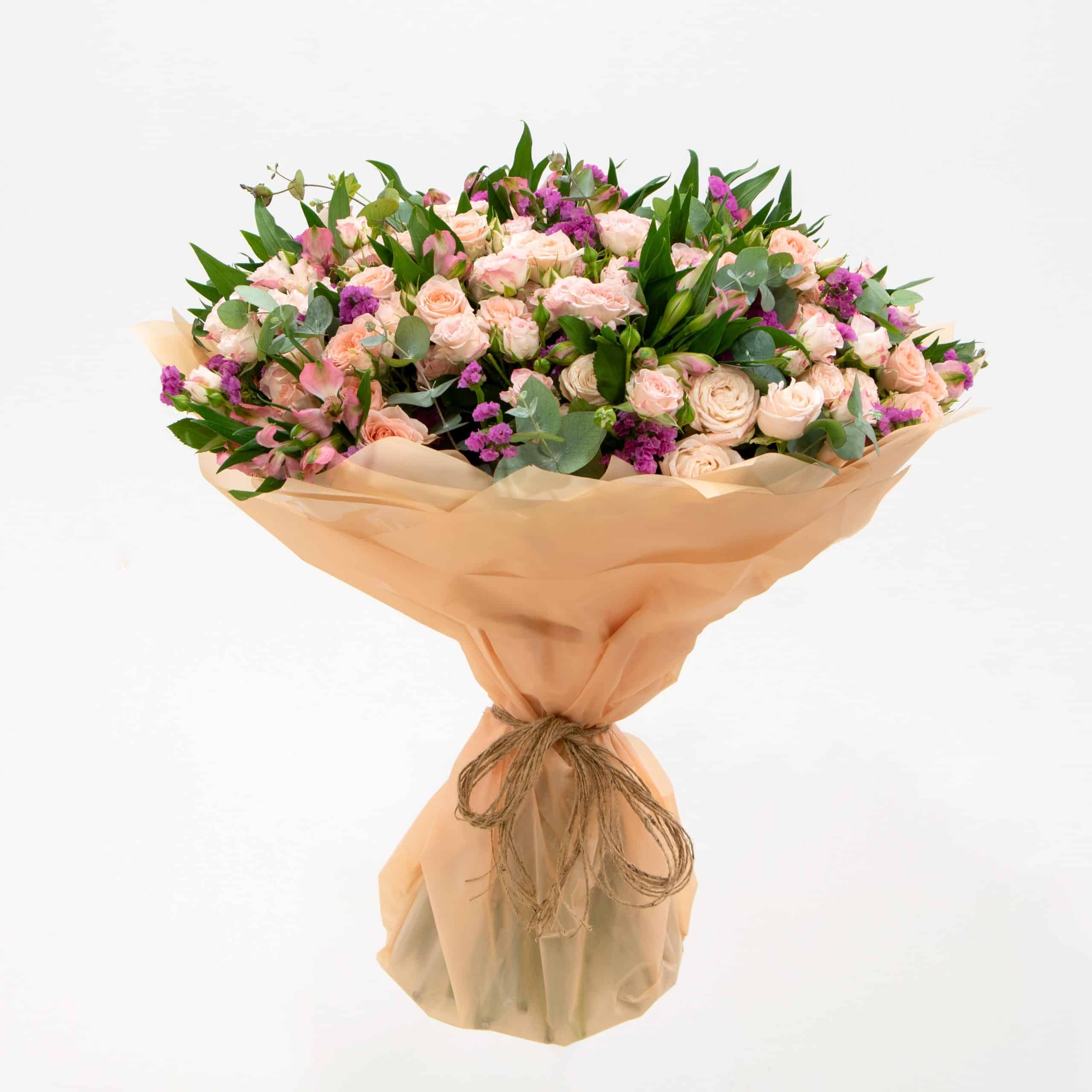 1 beautiful big bouquet of spray roses