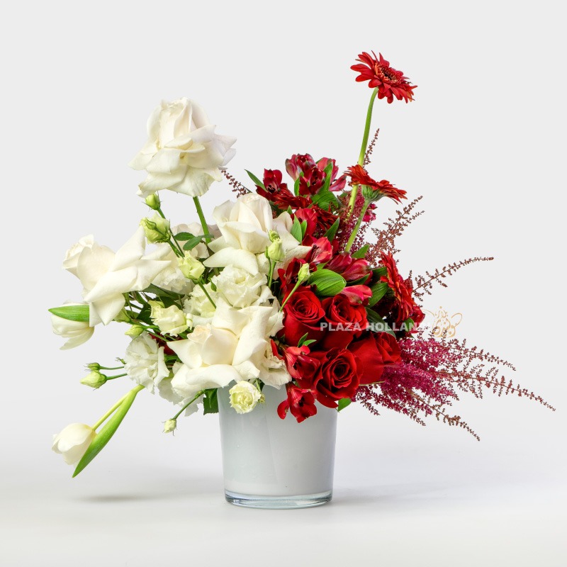 3 "Spirit of the Nation" Qatar National Day Rose Bouquet