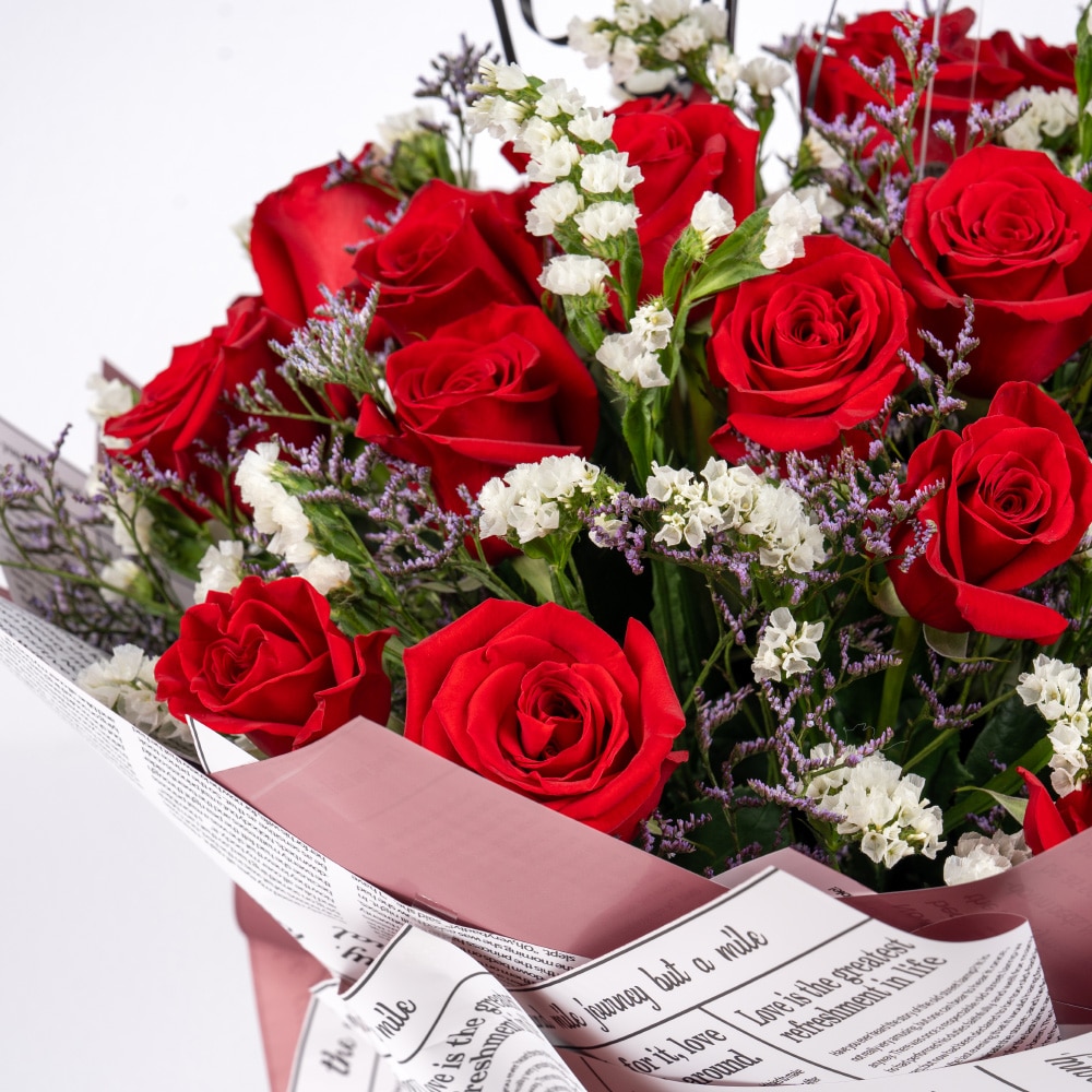 1.3 Luminous Red Rose Graduation Spectacle