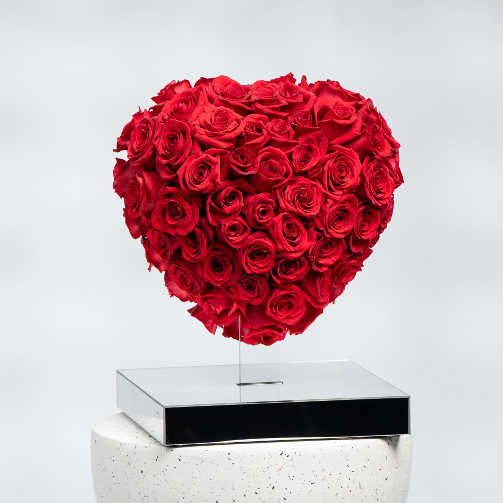 A26 Romantic Red Roses Heart on Acrylic Glass Stand (45 cm)
