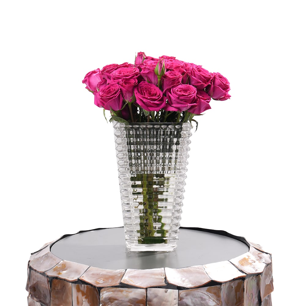 DSC07552 Fuchsia Spray Roses in Glass Vase - 22 cm (Height )