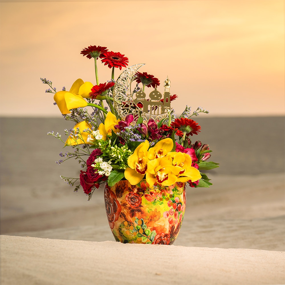 f4 Vibrant Floral Arrangement in Metal Pot (60CM)