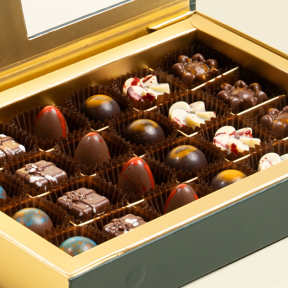 37.2 Flower Blossom Mix Chocolate 24 Pcs Box