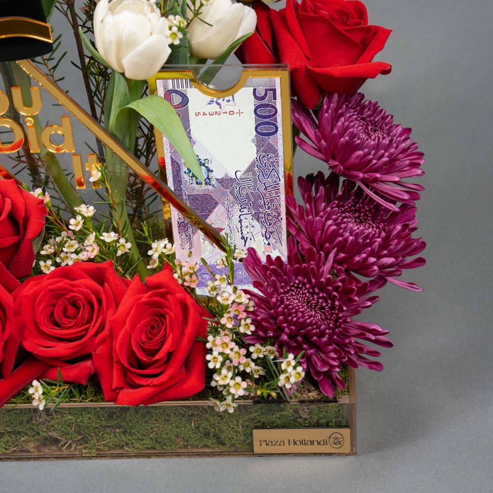 12.5 Scholarly Bloom – Graduation Edition -20CM