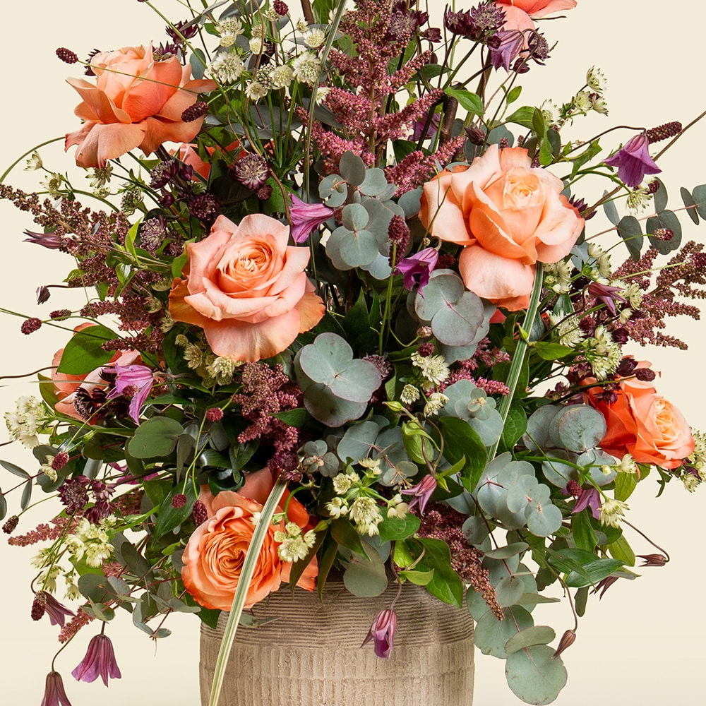 10 Roses, Eucalyptus & Astilbe Floral Pot