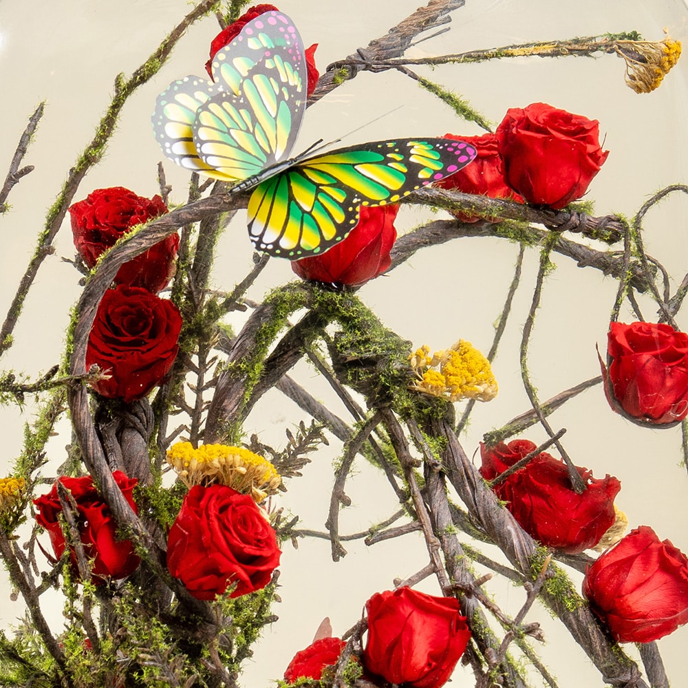 4.2 Preserved Roses in Wooden Base – Timeless Floral Elegance