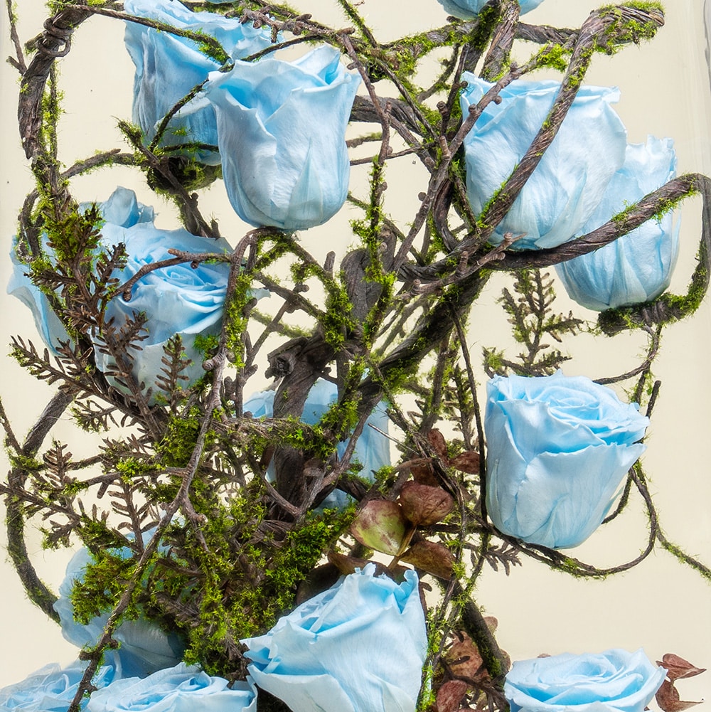 5.2 Preserved Roses in Wooden Base – Eternal Floral Décor