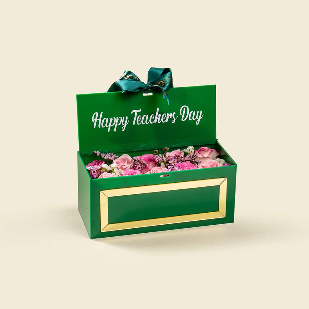 1-Pink Roses in Green Acrylic Box Pink Roses in Green Acrylic Box