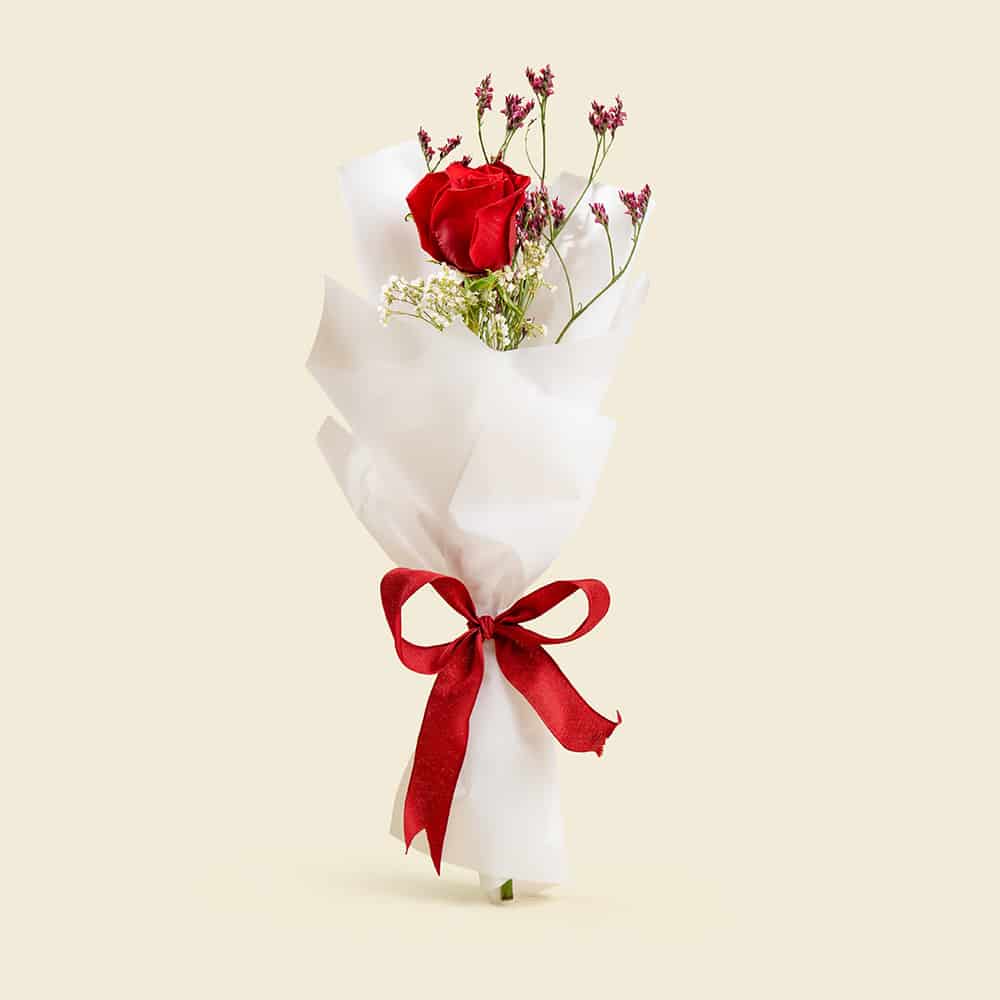 8 Qatar National Day Bouquet – Red Rose, Baby’s Breath & Limonium