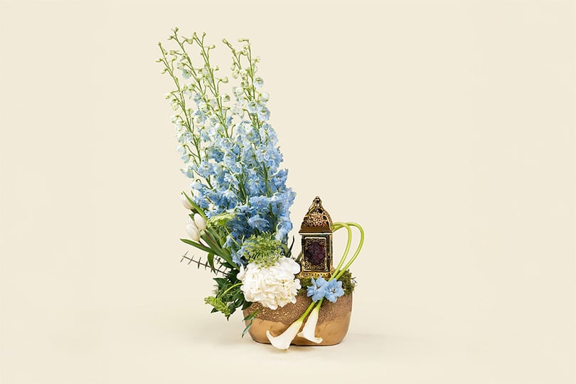 23-2-1.jpg Elegant Blue Delphinium Ramadan Arrangement with Lantern