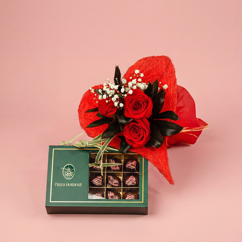 29-1-1.jpg Heart Stand Arrangement with Roses & Chocolate