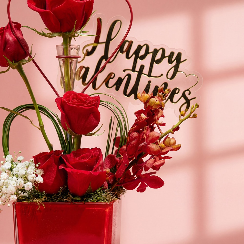 46.2-1.jpg Valentine’s Heart Frame Vase with Roses, Mokara & Gypsophila