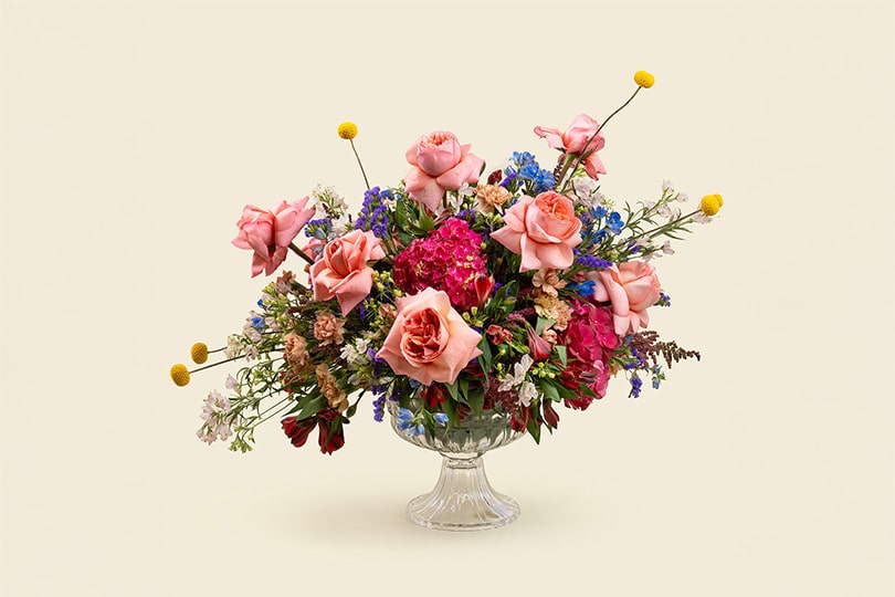 8 Garden Blend Roses Astilbe Craspedia Floral Arrangement 25cm